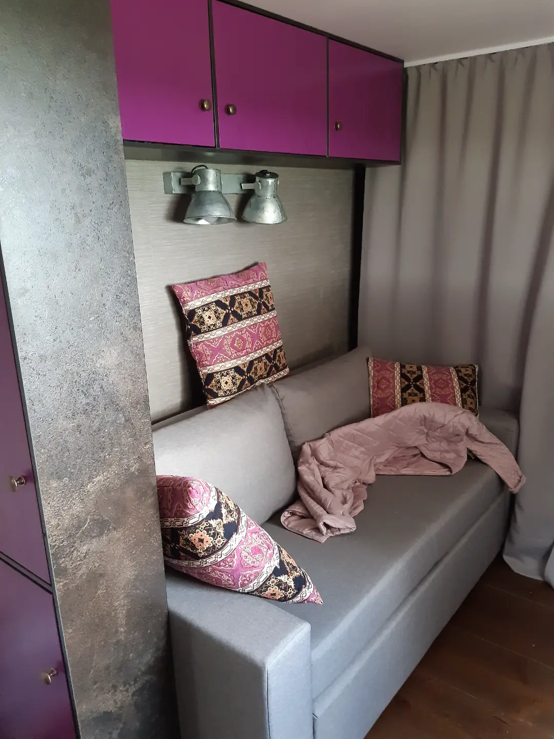 Trailer Innenansicht 8